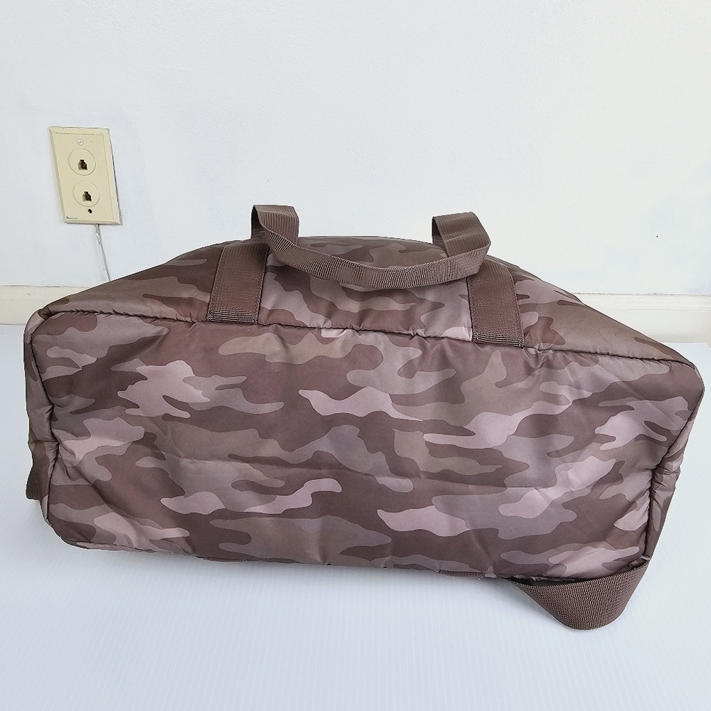 PINK Victoria's Secret Purple Camo Duffel Shoulder Bag - Picture 7 of 14